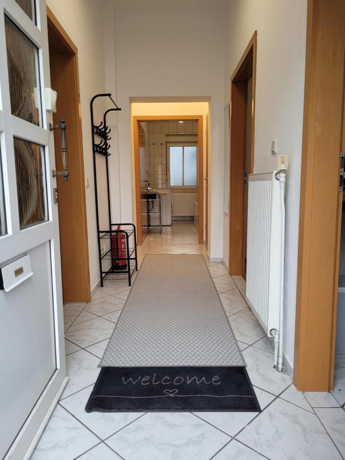 Wohnung In Oberhausen: Zentral & Ruhig, Eigener Eingang Oberhausen  Dış mekan fotoğraf