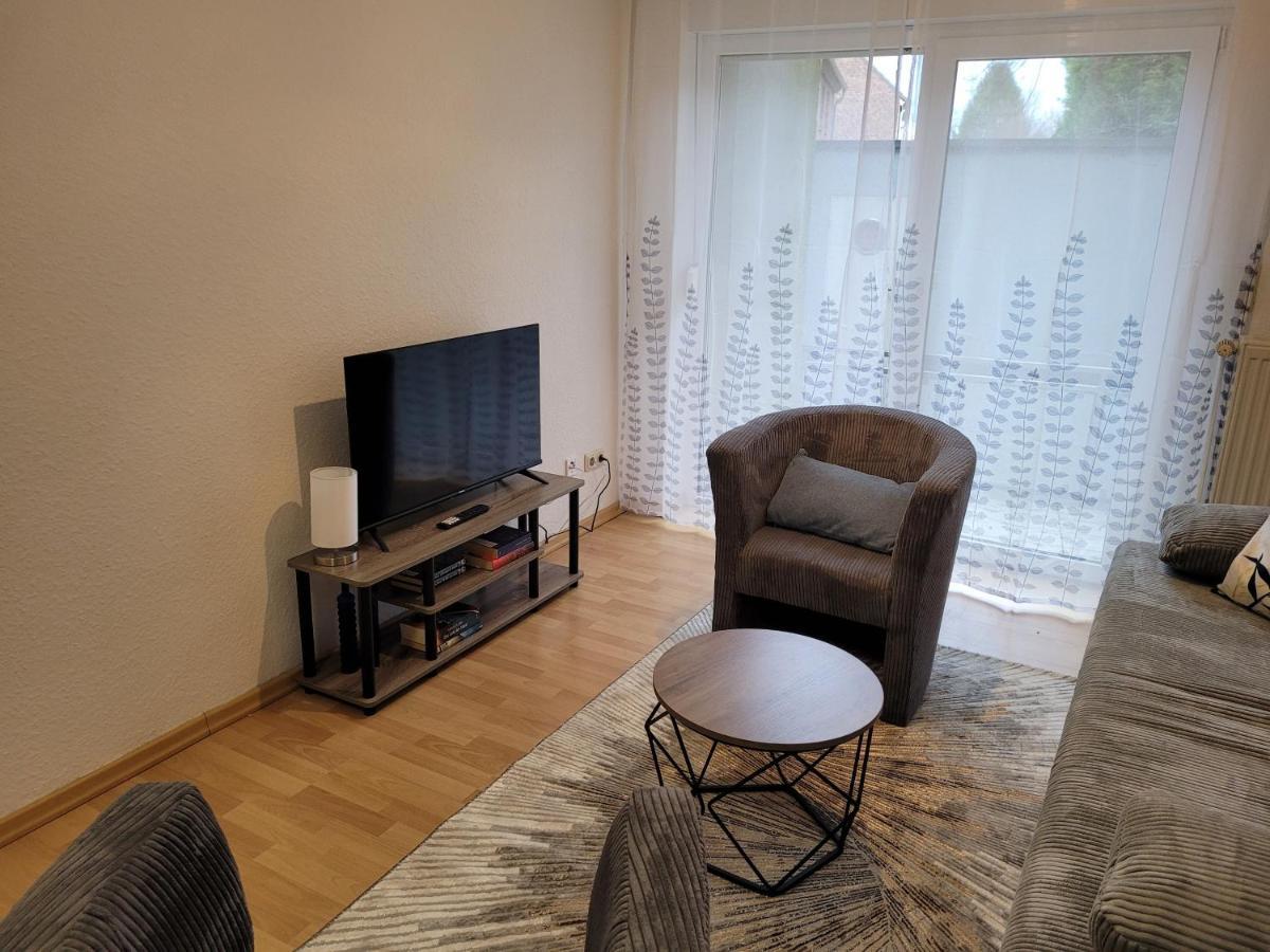 Wohnung In Oberhausen: Zentral & Ruhig, Eigener Eingang Oberhausen  Dış mekan fotoğraf