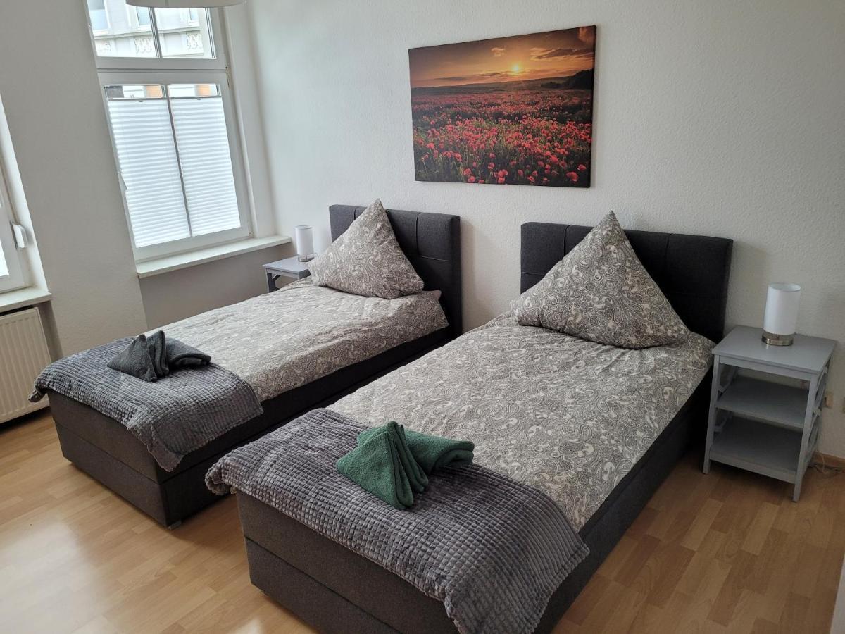 Wohnung In Oberhausen: Zentral & Ruhig, Eigener Eingang Oberhausen  Dış mekan fotoğraf